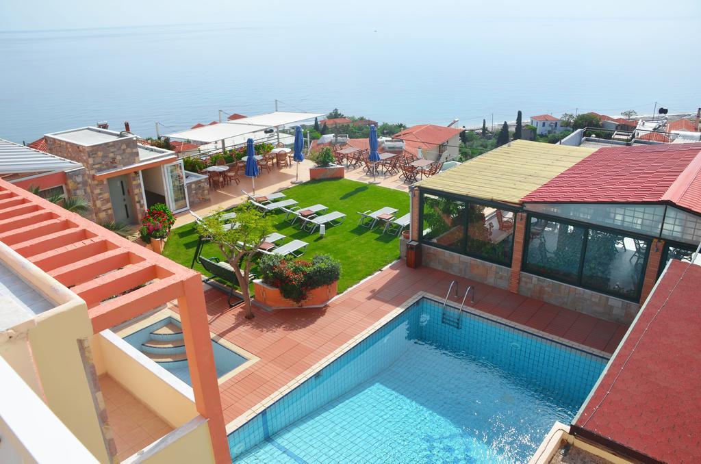 Hotel Vicky II Plomari 外观 照片